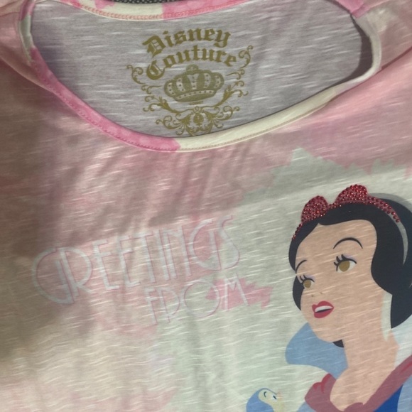 Disney Couture Snow White Shirt size. S​​​ - Picture 4 of 5